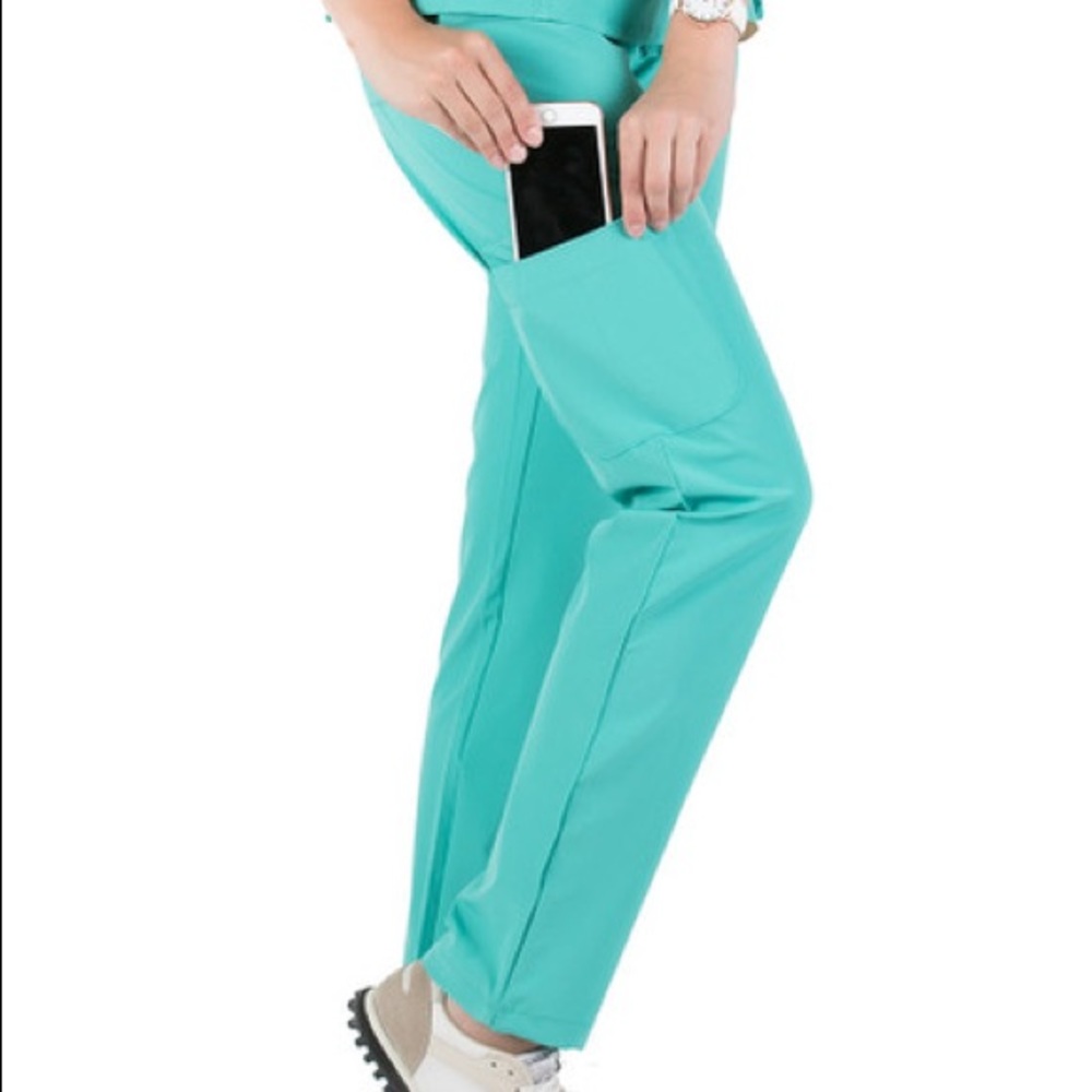 7 Pocket Cargo Scrub Pants